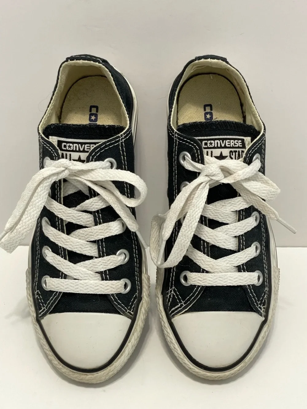 Converse All Star Chuck Taylor Classic Low Top Kids Sneakers Youth Size 12 Black